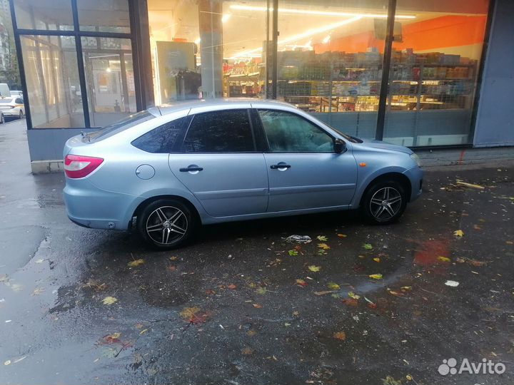 LADA Granta 1.6 МТ, 2015, 370 000 км