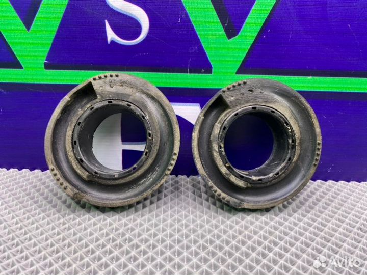 Демпфер передний Mercedes-Benz E-Class S210 M112