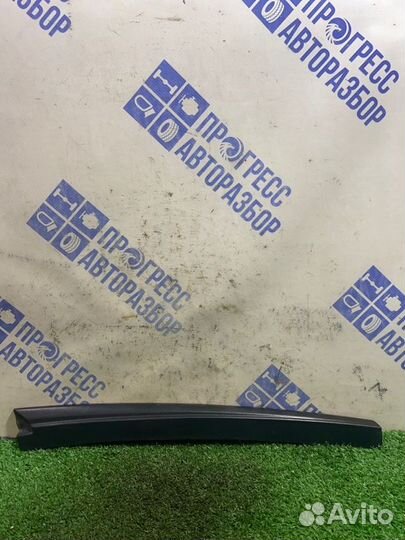 Накладка двери задняя правая Ford Fusion хэтчбек