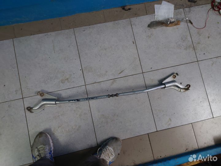 Распорка передняя Nissan Skyline 34