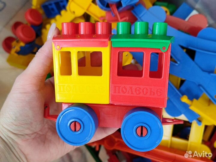 Развивающиеся игрушки