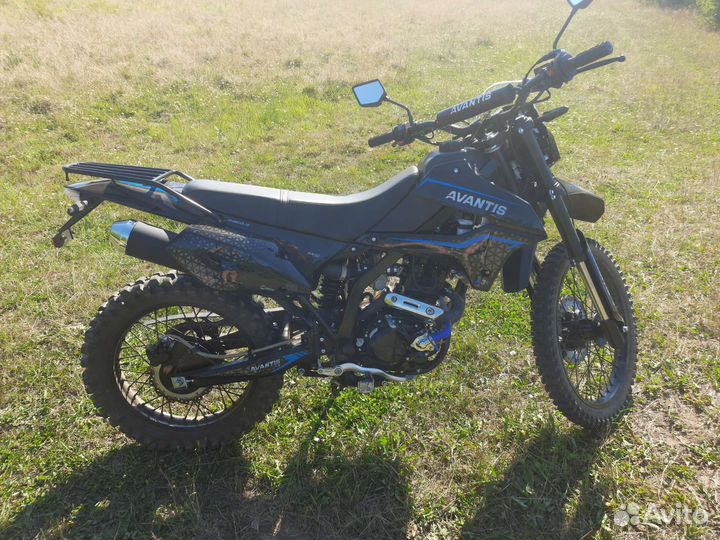 Мотоцикл avantis LX300