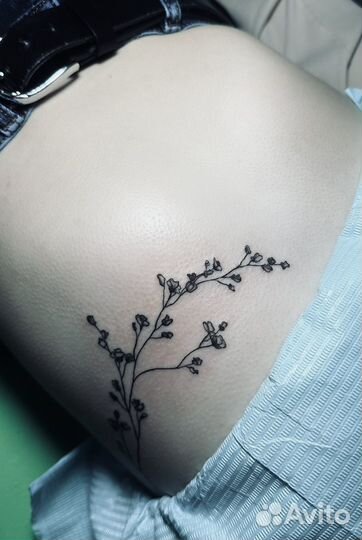 Мастер татуировки