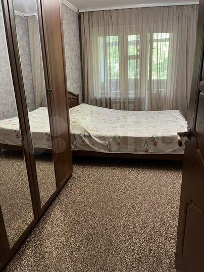 2-к. квартира, 64 м², 3/5 эт.