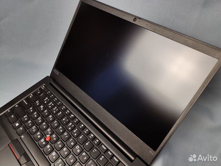 Ноутбук Lenovo ThinkPad E14 core i5-10210U 8/512