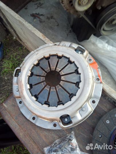 Двигатель на kia spectra1, 6