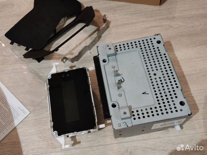 Авторадиомагнитола