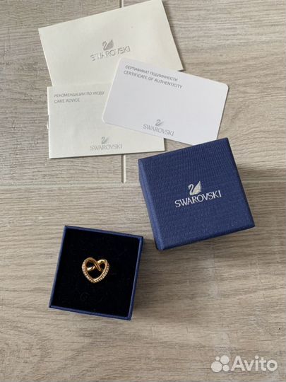 Кольцо Swarovski
