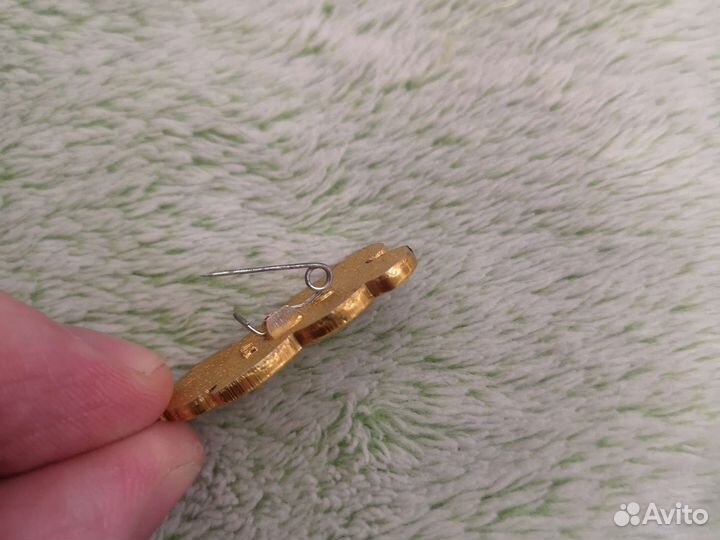 Значок олимпийский мишка