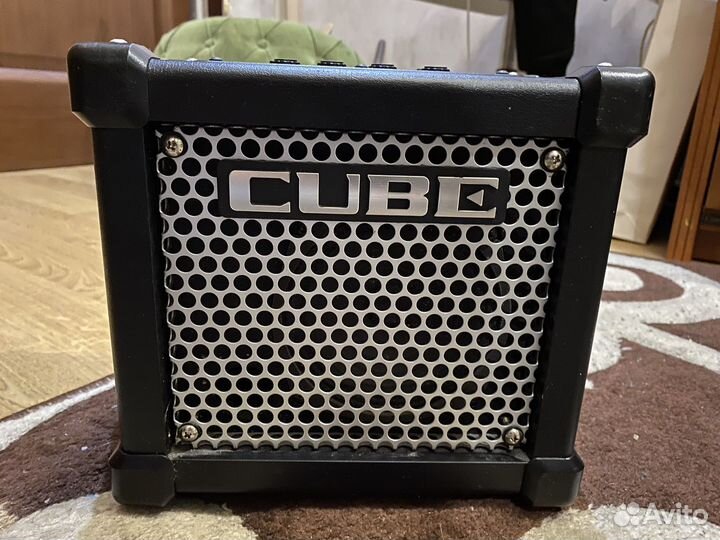 Гитарный комбоусилитель