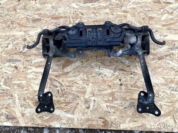 Подрамник передний Subaru Forester SJ 2018г