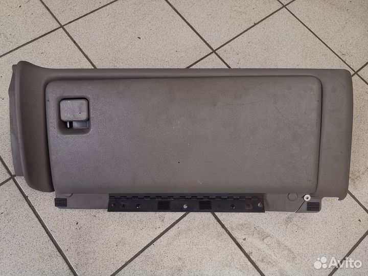 Бардачок chevrolet tahoe GMT 840