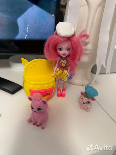 Кукла энчатималс