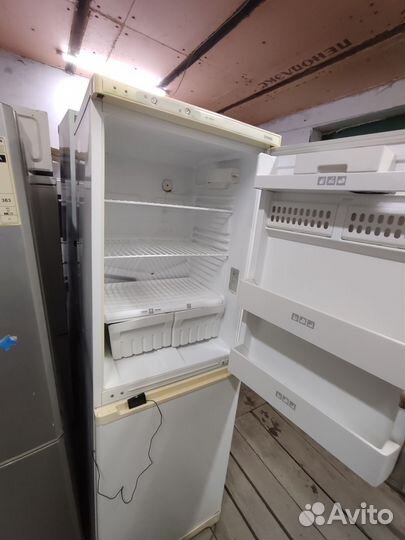 Холодильник 2 камерный