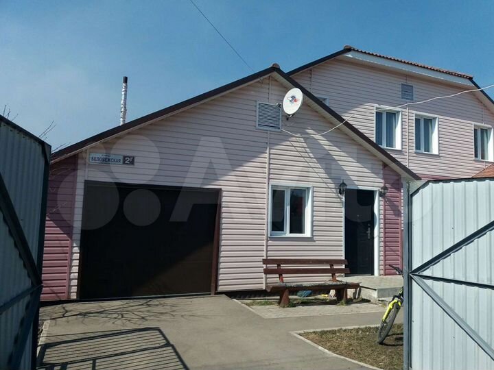 Дом 240 м² на участке 6,5 сот.