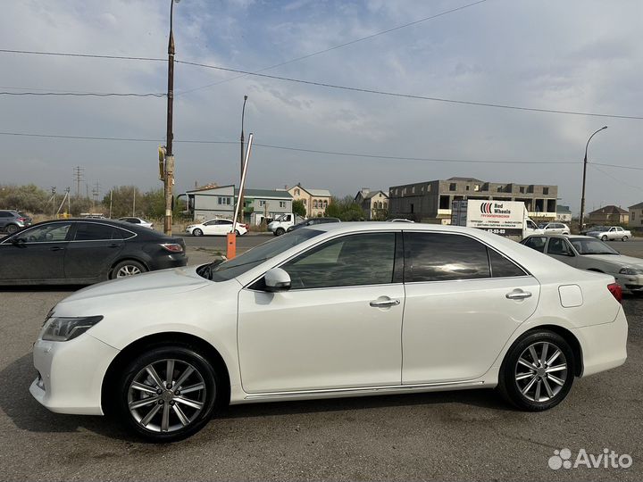 Toyota Camry 2.5 AT, 2012, 180 449 км