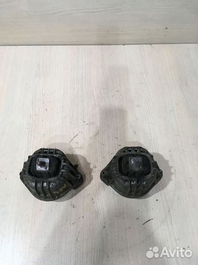Опора двигателя BMW 3 Е90 22116768852