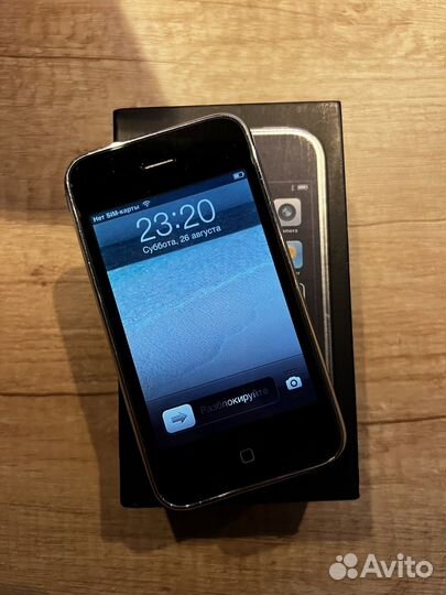 Телефон iPhone 3GS