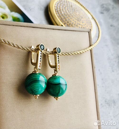 Серги из натурального камня