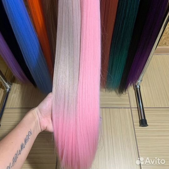 Наращивание цветных прядей