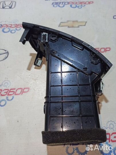 Дефлектор воздушный левый Kia Cerato 2 1.6 G4FC