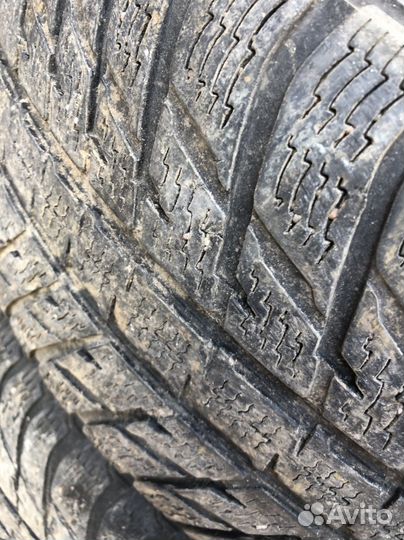 Nokian Tyres WR SUV 3 265/60 R18