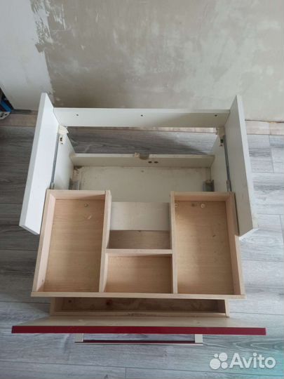 Тумба под раковину в ванну подвесная