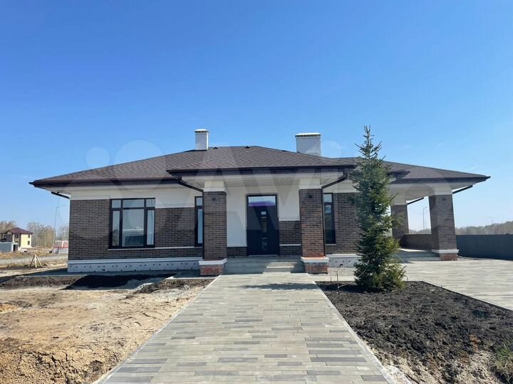 Дом 127,6 м² на участке 8 сот.