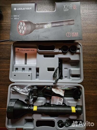 LED Lenser X21R фонарь