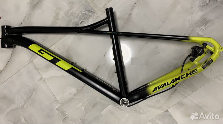Фреймсет GT Avalanche + Вилка RockShox