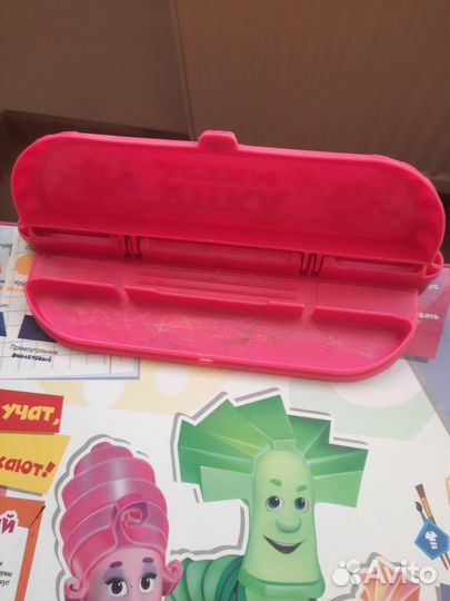 Детский стол и стул