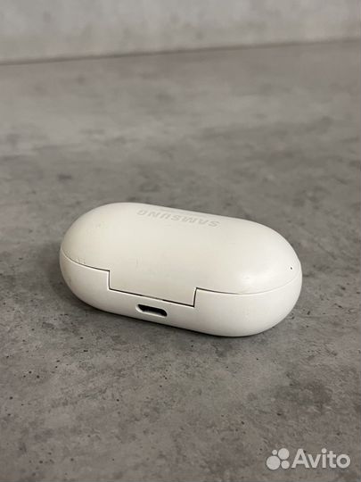 Кейс от наушников Samsung Galaxy Buds