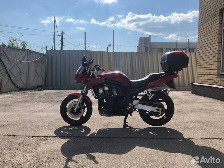 Yamaha FZS600