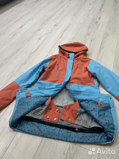 Горнолыжная куртка женская 48 50