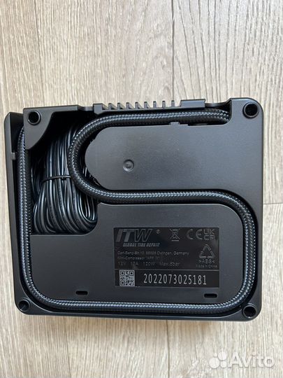 Оригинальный компрессор для подкачки шин Toyota