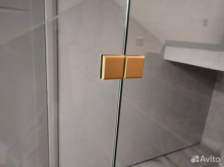 Ограждения из стекла для балконов и второго света