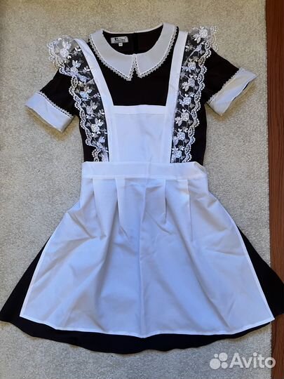 Платье с фартуком