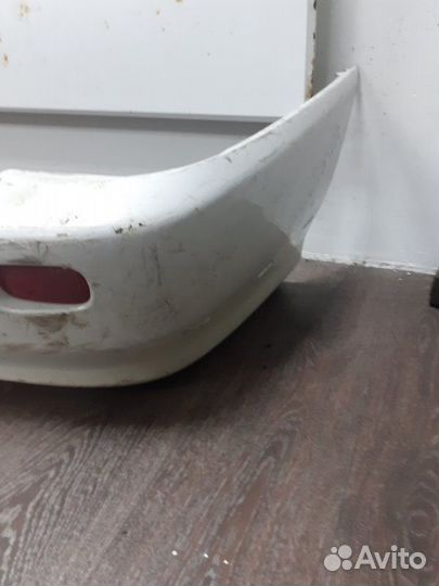 Бампер задний Toyota Ipsum