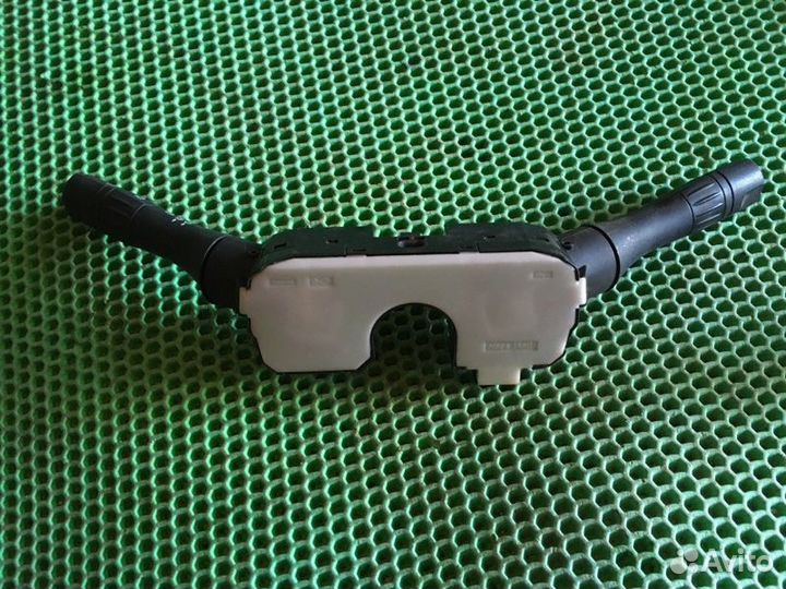 Подрулевой переключатель Renault Megan 3