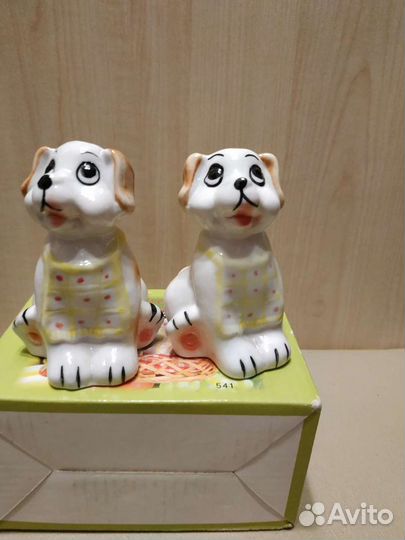 Набор солонка и перечница