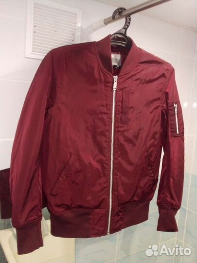 Куртка бомбер