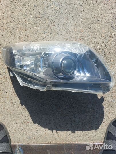 Фара передняя правая toyota corolla Fielder
