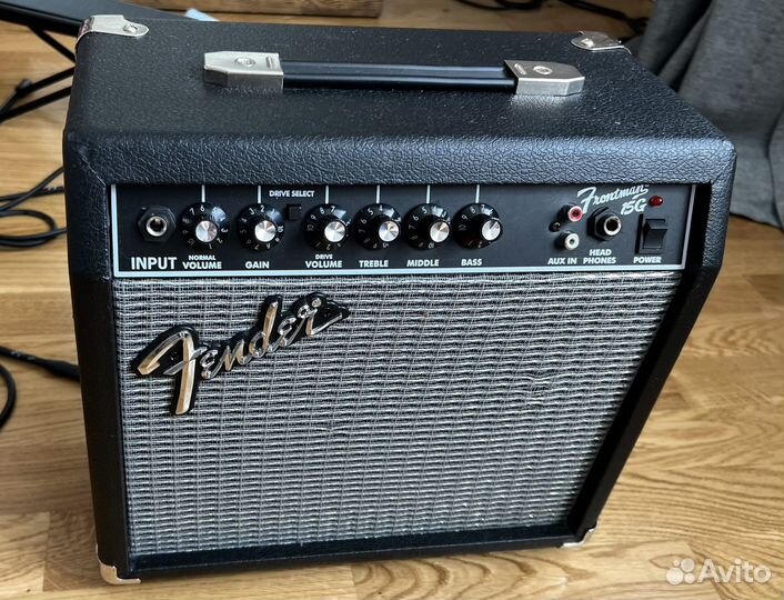 Fender squier affinity strat 2021 (комплект)