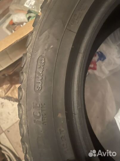 Goodyear Ultragrip Ice Arctic 225/55 R18