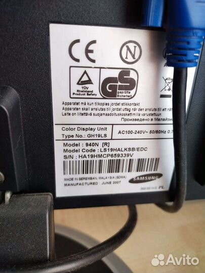 Монитор Samsung