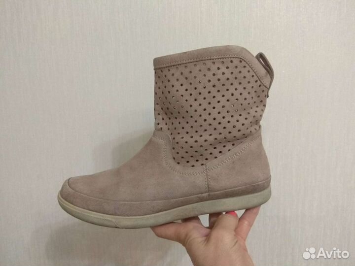 Сапоги Ecco. Натуральная кожа р. 37