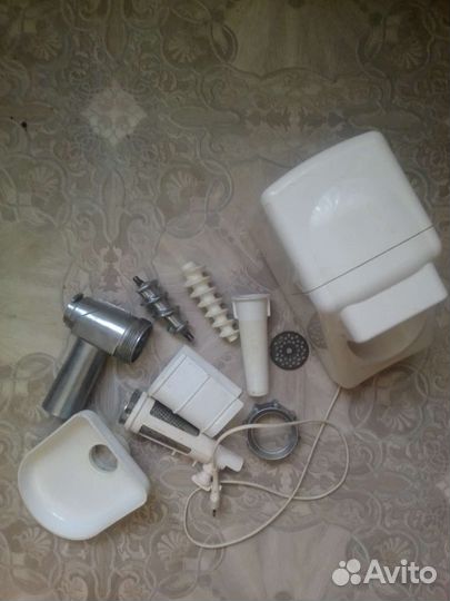 Мясорубка электрическая с соковыжималкой