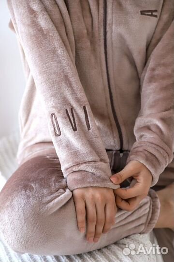 Костюм женский Философия