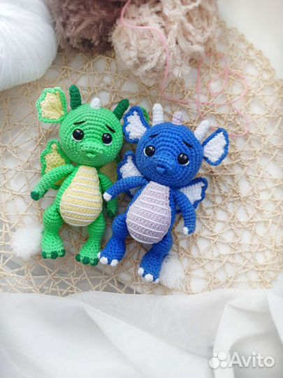 Вязаная игрушка дракончик
