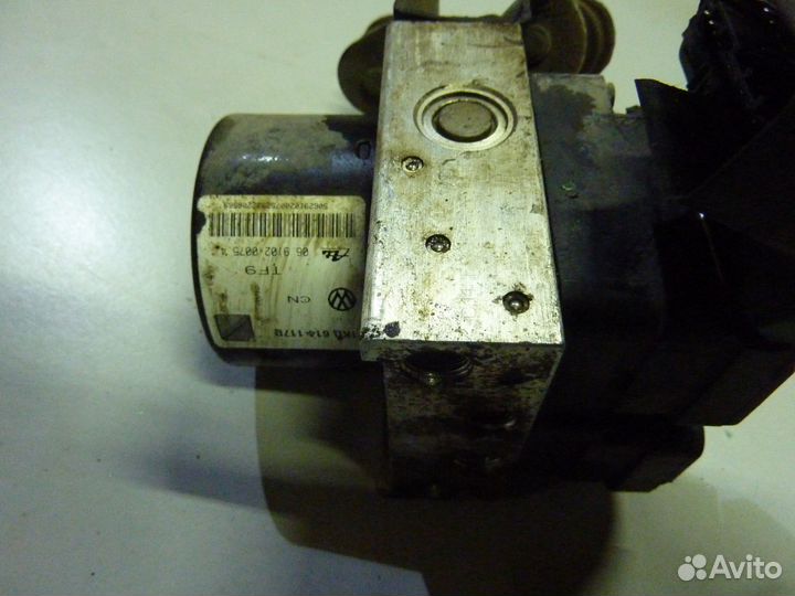 Насос ABS 1k0-614-117d